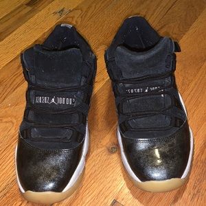 Jordans size 4